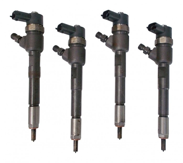 Fiat Panda 1.3 D Multijet 4x4 70 KW 95 HP kit di 4 iniettori usati BOSCH 55255406, 54800156