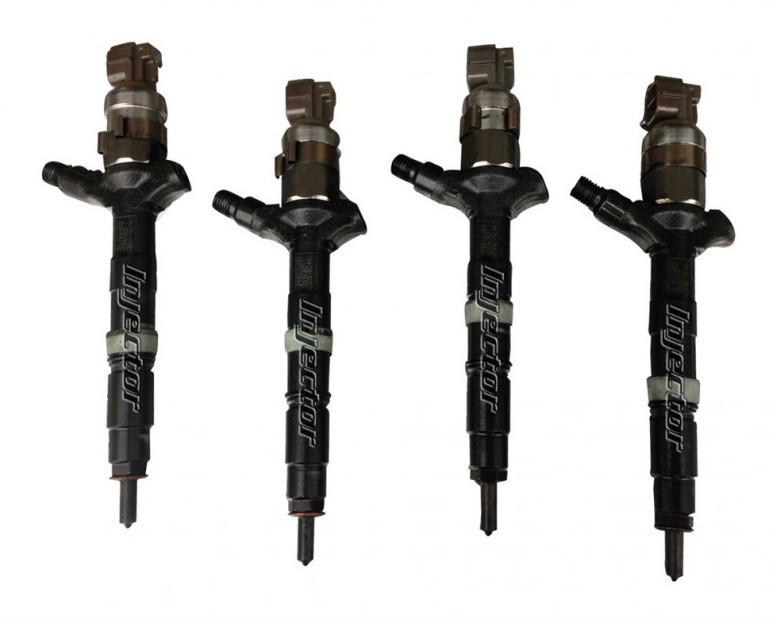 Toyota Avensis 2.0 D-4D 85 KW 116 HP DENSO 23670-0G010 23670-0G040 kit di 4 iniettori usati 236700G010, 236700G040