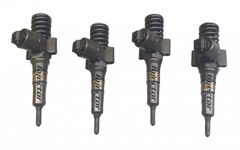 Audi A3 2.0 TDI quattro 100 KW 136 HP kit di 4 iniettori usati BOSCH 03G130073G, 03G130073GX