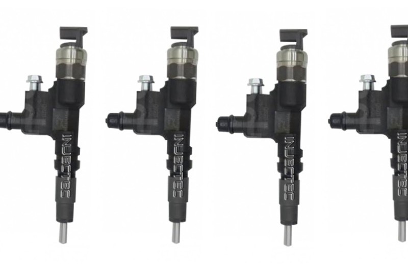 Denso kit di 4 iniettori 2367079016