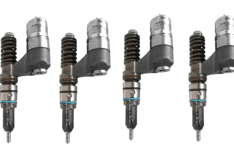 Bosch kit di 4 iniettori 0986441020