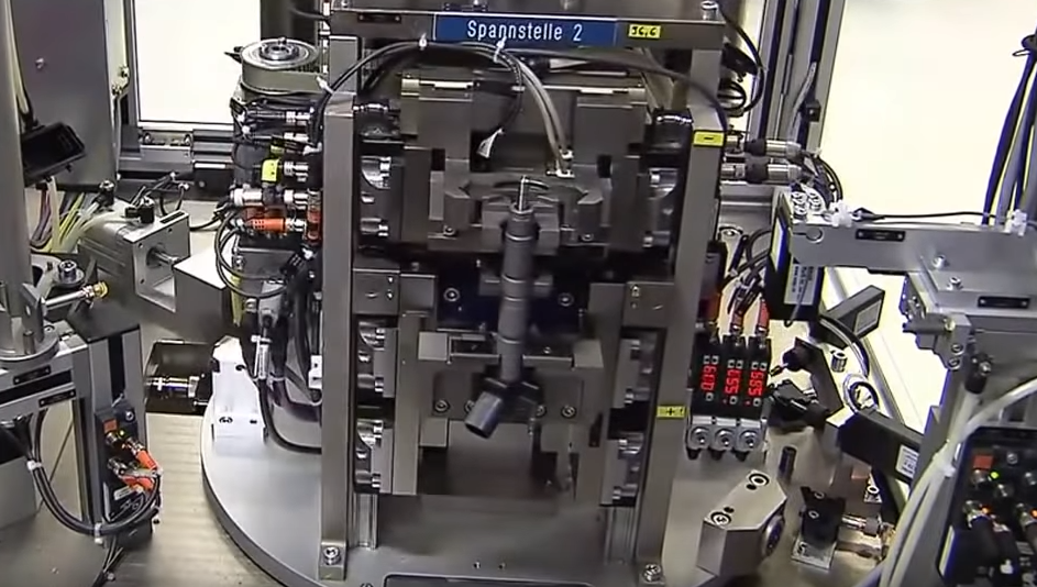 Iniettore carburante